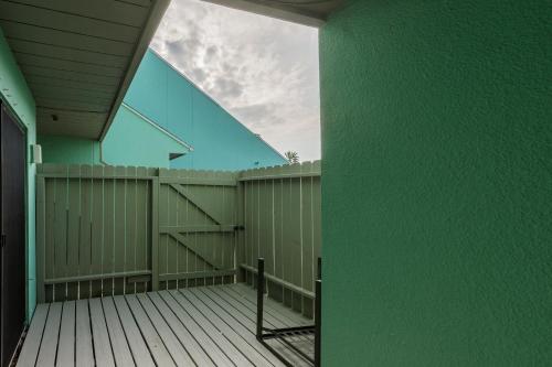 The Salty Rim 148 by Padre Escapes - image 13
