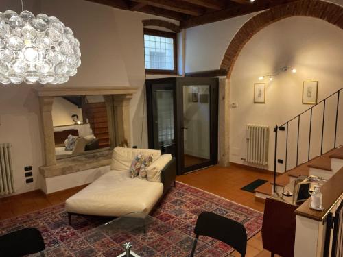 Loft Ponte Pietra, Verona (Foto 4)