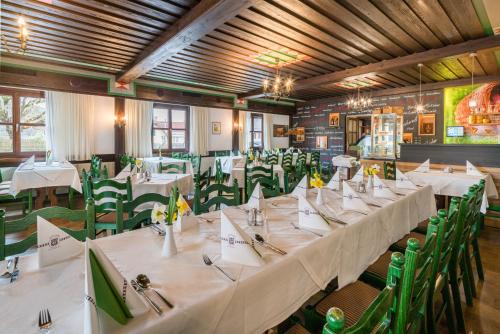 Restorāns, Gasthof Siegfried Gruber in Markt Hartmansdorfa