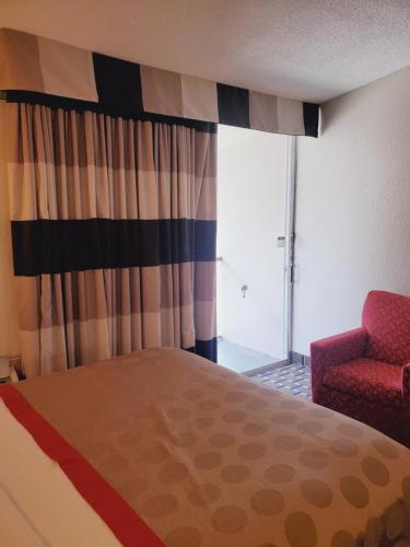 Ramada by Wyndham Grand Junction - image 3