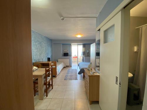 Evita Studios in 시로피가도