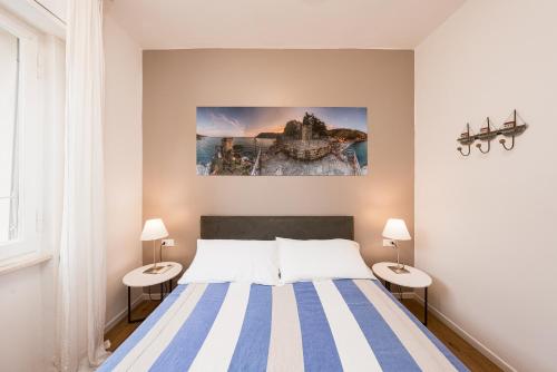 Poseidon Apartment 011019-LT-0180 Poseidon Apartment 011019-LT-0180