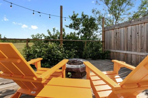 Stunning Luxury Travel Trailer Home with Hot Tub and Grill - image 3