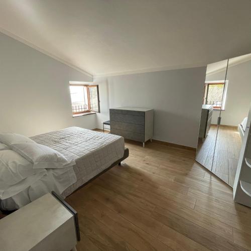  Charming 1-Bed Apartment in Montepulciano in 53045 Montepulciano