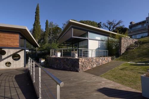 Edificio Q by depptö (Edificio Q by deppto) in Punta Ballena