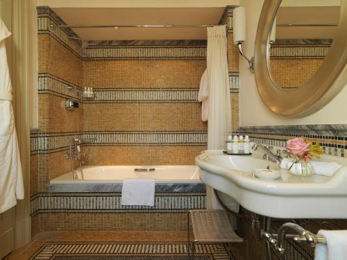 Rocco Forte Hotel De Russie - image 8