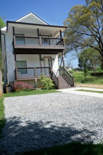 Atlanta Unit 1 Room 1 - Peaceful Private Master Bedroom Suite with Private Balcony in Atlanta, USA