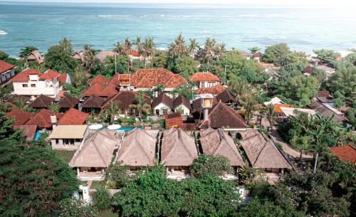 Bamboo Bungalows 3