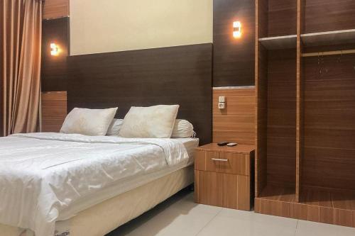 . RedDoorz Syariah near Alun Alun Bima