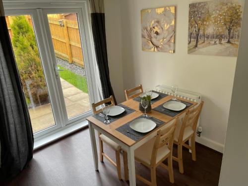 Spacious Modern 3 Bedroom House gîte à louer Overton