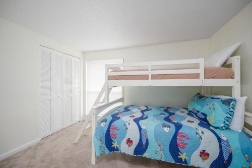Sea Place 14164 3 Bedrooms Sleeps 8 Ground Floor Pool Tennis WiFi - image 7