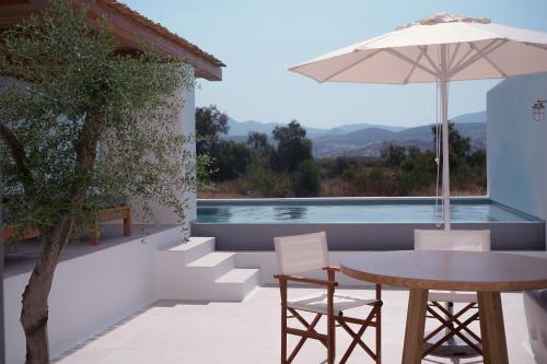 Alio Naxos Luxury Suites in ลอส
