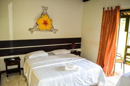 3 twin beds