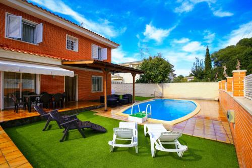  Pluma Villa Planetcostadorada in Salou