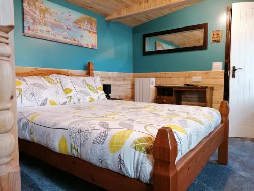 Pensalda Guest House - Tap to explore photos