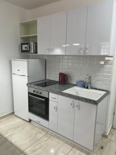Cocina, Apartments4you Dinara in Bat Yam
