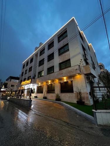 Golden Palace Hotel Apartments