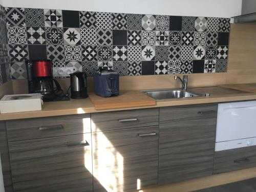 Appartement T2 indépendant dans maison - Apartment - Pugny-Chatenod