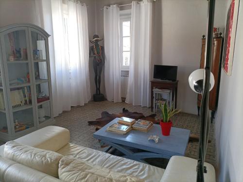 Casa di titta vicino al mare - image 3