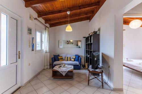  Ioannis Appartment, Unterkunft in Mastambás