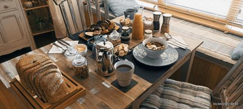 Ēdiens un dzērieni, Outlander Boutique B&B ONLY ADULT Delux Room in Cruden Bay