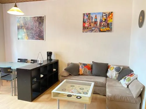 Schöne Wohnung zwischen Uni Duisburg und Hbf in Duisburg, Deutschland
