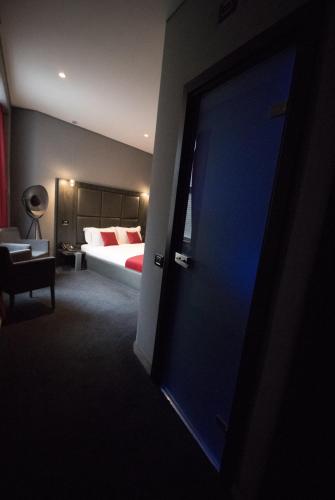 The Bryson Hotel - image 7