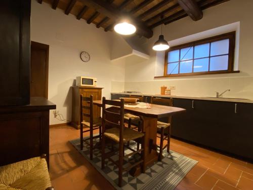 virtuve, La Ginestra - Mangiatoia in Lajatico