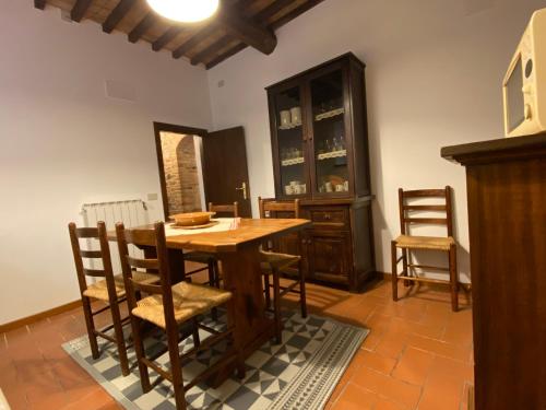 virtuve, La Ginestra - Mangiatoia in Lajatico