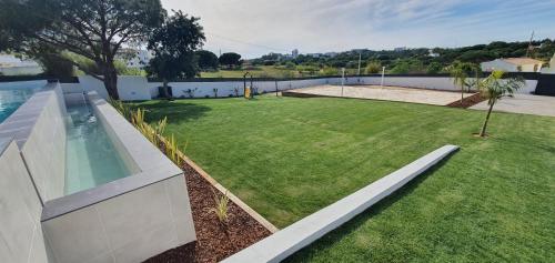 Sky Villa by Laranjal Rentals - image 4