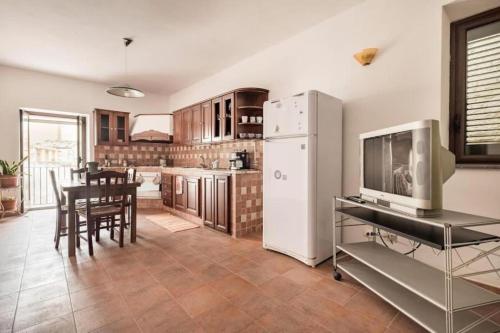Tavola tonda apartament, Palermo (fotografie 5)