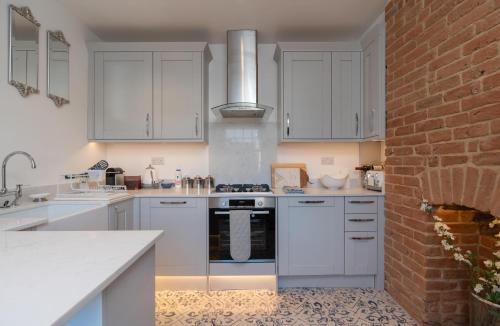 Picture of Gloucester Place Townhouse With Hot Tub