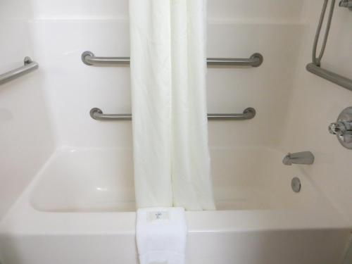 Patti's Inn and Suites