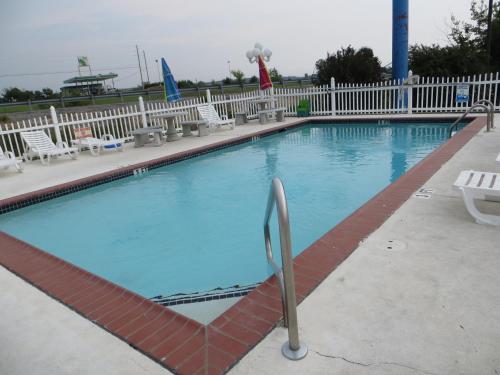 Patti's Inn and Suites 3
