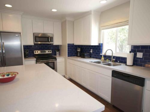 Andy's House - image 10