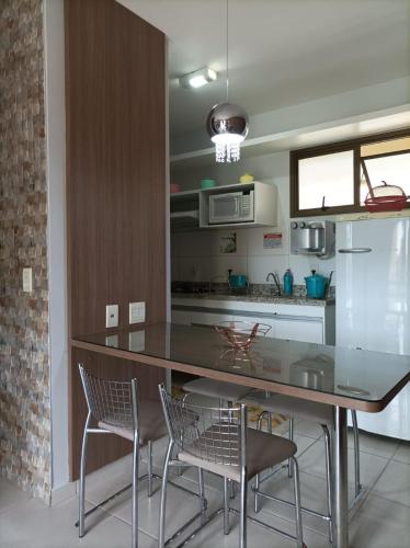 Kjøkken, ALDEIA do LAGO Caldas Novas Lindo Apt com Cozinha Mobilia Nova Pode Levar Bebidas na Area das Piscin in Res. Alto da Boa Vista