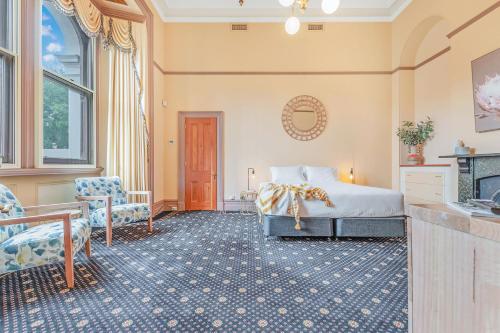 Clocktower Suites, Эчука (фото 8)