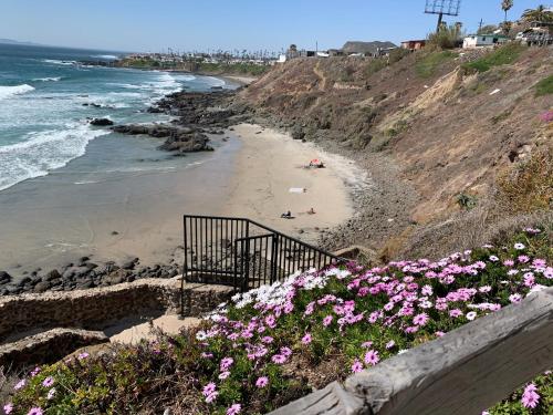 Beachfront Condo close Puerto Nuevo, Papas, and Valle de Guadalupe