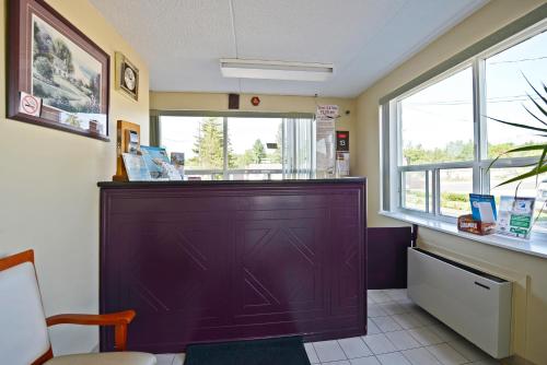 Vestabils, Angus Inn Motel in Essa (ON)