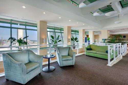 Emerald Beach Resort By BlueSwell - image 12