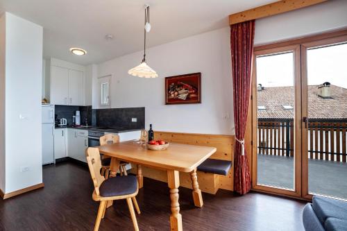 Superior One-Bedroom Apartment with Balcony
