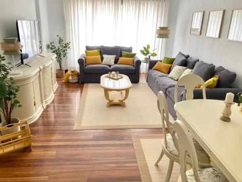 Amplio y Elegante en Las Arenas - Apartment - Getxo