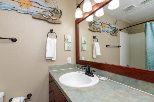 Villa by the Beach 112 by Padre Escapes - image 6