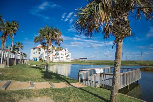 Villa by the Beach 112 by Padre Escapes - image 9