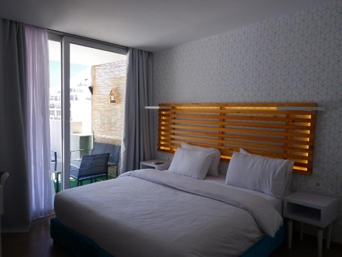 ATHENIAN MONTAZA HOTEL - image 6