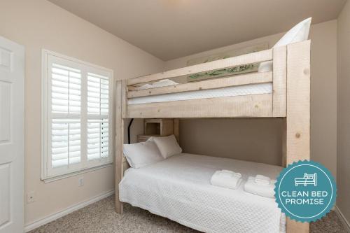 Sunset Vista B12 by Padre Escapes - image 5