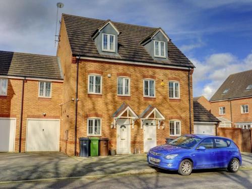 Stylish Executive House I Great Dining Space I Large Master En-Suite I Free Parking I Pet Plus I eco-Serviced Accommodation gîte à louer Coleshill