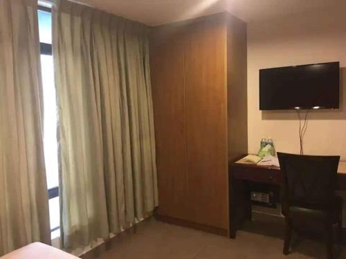 ホテル ナナズ イン