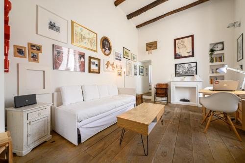 Vespa Apartment 2