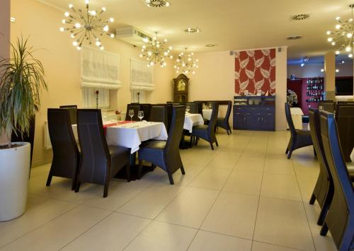 Parkhotel Plzen - image 14